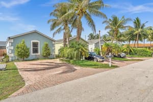 3113 Shelby Way, Palm Springs, FL 33461 - MLS#R11105148
