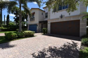 2061 Foxtail View Court, West Palm Beach