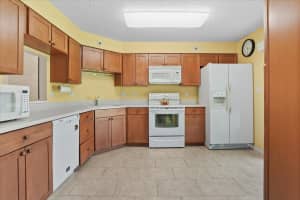 1925 Westminster Circle 1, Vero Beach, FL 32966 Sold 09/02/25