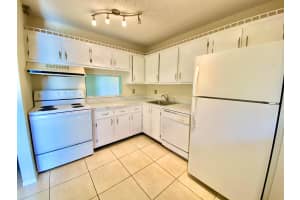 2828 Casita Way 202, Delray Beach, FL 33445 - MLS#R11105211
