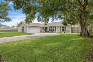 105 Sandalwood Drive, Fort Pierce, FL 34947 Sold 12/05/25