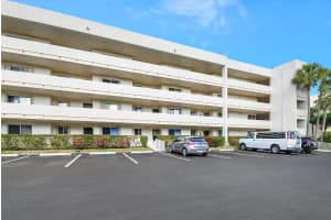 3186 Via Poinciana Drive 304, Lake Worth, FL 33467 Sold 08/04/25