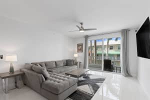 802 W Windward Way 217, Lantana, FL 33462 - MLS#R11105307