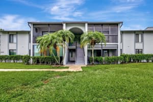 1002 Green Pine Boulevard F2, West Palm Beach, FL 33409 - MLS#R11105322