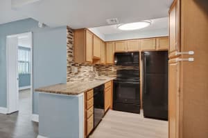 744 Executive Center Drive 14, West Palm Beach, FL 33401 - MLS#R11105341