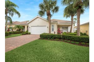8616 Sw Cruden Bay Court, Stuart