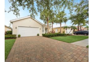 8616 SW Cruden Bay Court, Stuart, FL 34997 - MLS#R11105350