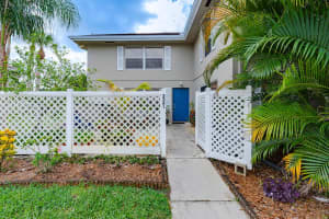3261 SW Sunset Trace Circle, Palm City, FL 34990 - MLS#R11105370