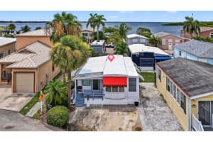 559 Nettles Boulevard, Hutchinson Island, FL 34949 - MLS#R11105380