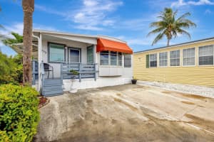 559 Nettles Boulevard, Hutchinson Island, FL 34949 - MLS#R11105380