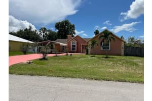 822 SW Carmelite Street, Port Saint Lucie, FL 34983 - MLS#R11105428