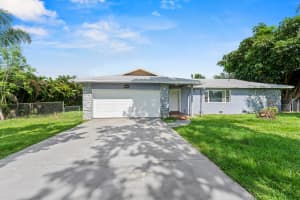 106 NW Broadview Street, Port Saint Lucie, FL 34983 - MLS#R11105451