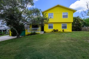 9291 SE Duncan Street, Hobe Sound, FL 33455 - MLS#R11105461