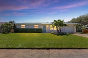 47 Ridgewood Circle, Tequesta, FL 33469 - MLS#R11105465