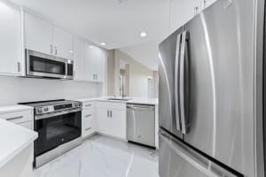 12510 Crystal Pointe Drive 102, Boynton Beach