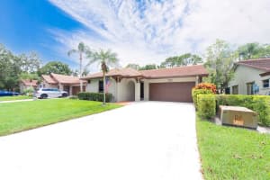 2784 SW Willowood Circle, Palm City, FL 34990 - MLS#R11105491