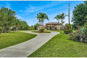 10600 Okeechobee Road, Fort Pierce, FL 34945 Sold 08/12/25