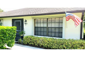 1603 Laurel Leaf Lane A, Fort Pierce, FL 34950 - MLS#R11105503