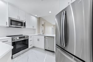 12510 Crystal Pointe Drive 102, Boynton Beach