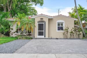 1359 Washington Street, Hollywood