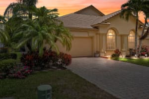 871 Nw Red Pine Way, Jensen Beach