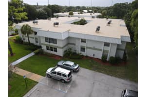 2302 Sunrise Boulevard 203, Fort Pierce, FL 34982 - MLS#R11105554