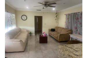 MLS# R11105596, Lake Park, Florida 33403