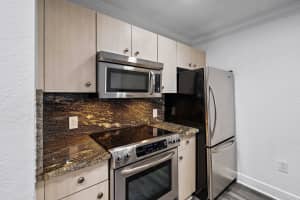 1803 N Flagler Drive 109, West Palm Beach, FL 33401 - MLS#R11105635