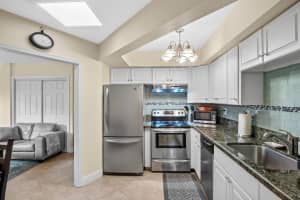 803 NE 2nd Avenue, Delray Beach, FL 33444 - MLS#R11105655