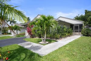 2482 Bedford Mews Drive Drive, Wellington, FL 33414 - MLS#R11105674