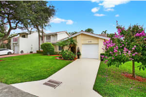 6105 Via Laguna Lane, Boca Raton, FL 33433 - MLS#R11105677