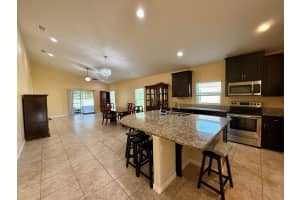 5997 Ridge Lake Circle, Vero Beach, FL 32967 - MLS#R11105716