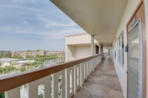 4028 Newcastle B 4028, Boca Raton, FL 33434 - MLS#R11105717