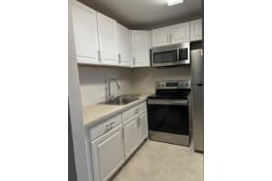 37 Kingswood B 37, West Palm Beach, FL 33417 - MLS#R11105726