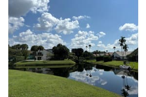 12692 Shoreline Drive 3b, Wellington