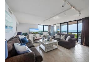 5380 N Ocean Drive 2e, Singer Island, FL 33404 - MLS#R11105752