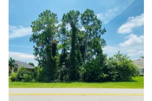 1170 Del Rio Boulevard, Port Saint Lucie, FL 34953 - MLS#R11105754