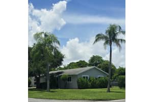 904 NW 10th Avenue, Boynton Beach, FL 33426 Sold 08/05/25