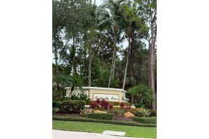 230 Lone Pine Drive, Palm Beach Gardens