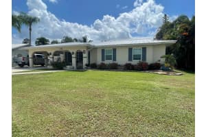777 Se Arton Lane, Port Saint Lucie