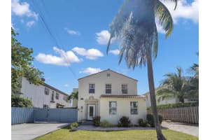 910 NE 2nd Avenue, Delray Beach, FL 33444 - MLS#R11105845