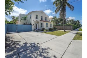 910 NE 2nd Avenue, Delray Beach, FL 33444 - MLS#R11105845