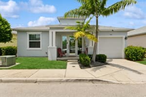 445 Lilac Court, West Palm Beach