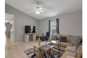 1150 19th Avenue SW, Vero Beach, FL 32962 - MLS#R11105919