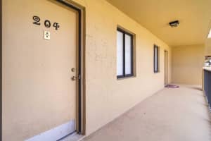 2820 Tennis Club 204 Drive 204, West Palm Beach, FL 33417 - MLS#R11105958