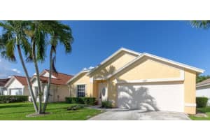 2689 Fairway Cove Court E, Wellington