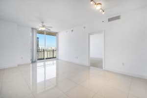 550 Okeechobee Boulevard 1709, West Palm Beach, FL 33401 - MLS#R11105986