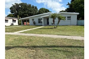 148 NE Estia Lane, Port Saint Lucie, FL 34983 Sold 09/05/25