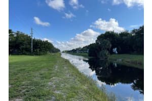 9930 Boynton Gardens Way, Boynton Beach, FL 33437 Sold 11/19/25