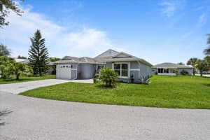 6659 NE Picante Circle, Fort Pierce, FL 34950 - MLS#R11106114